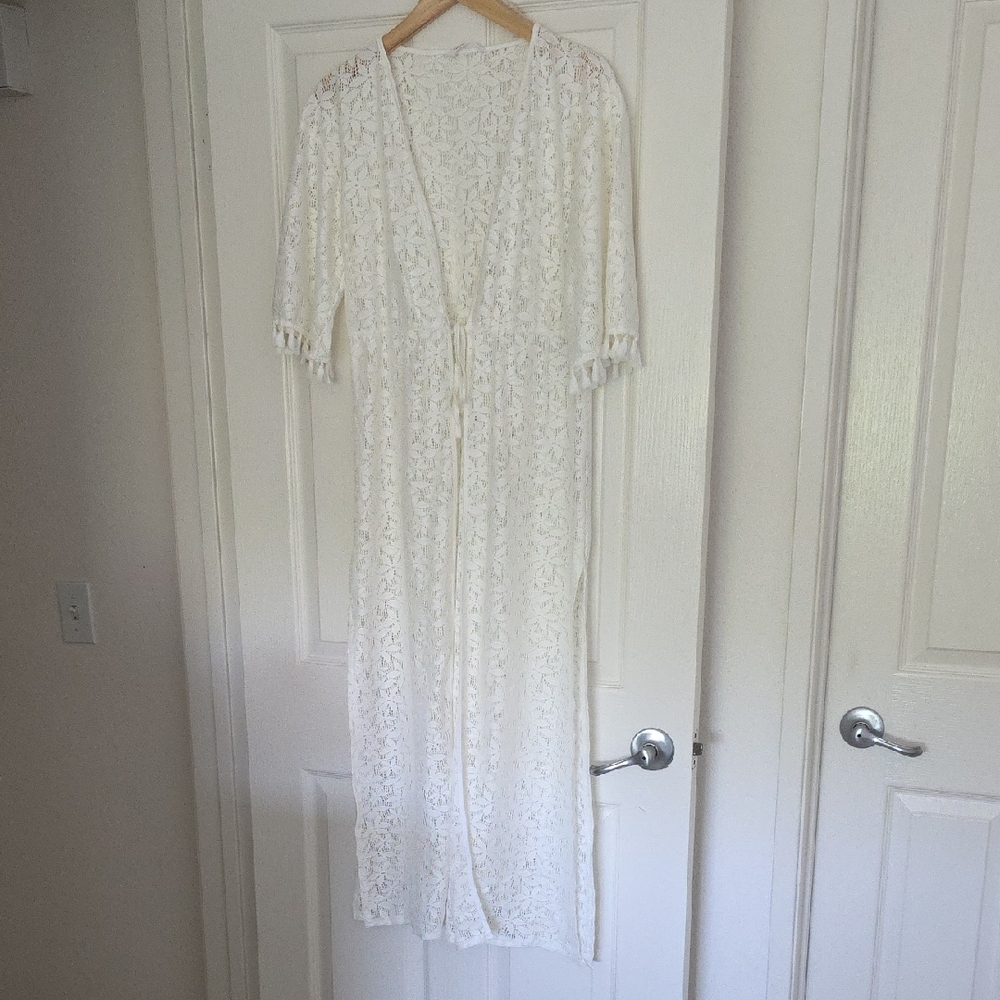 Elegant White Lace Kimono Open Front Swim Robe